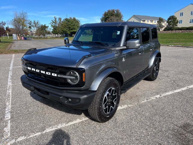 Used 2022 Ford Bronco Outer Banks AWD/4WD image 5