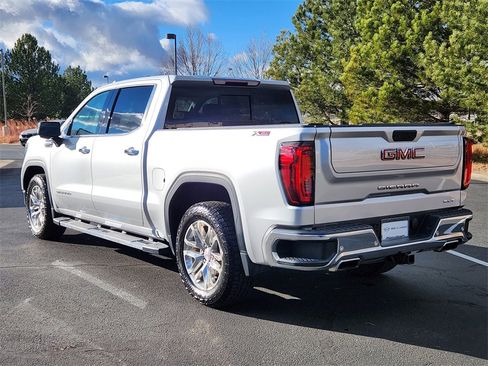 Used 2019 GMC Sierra 1500 SLT w/ SLT Premium Plus Package image 3