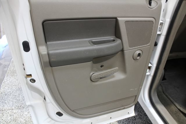 Used 2007 Dodge Ram 2500 Truck SLT AWD/4WD image 21