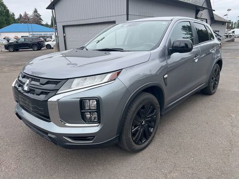 Used 2022 Mitsubishi Outlander Sport LE AWD/4WD image 2