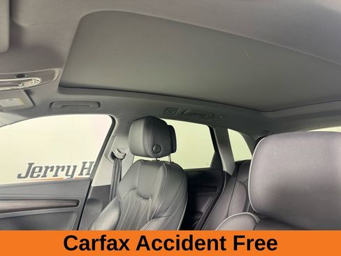 Used 2024 Audi Q5 2.0T Premium Plus image 3