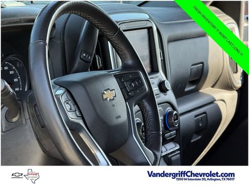 Certified 2022 Chevrolet Silverado 2500 LT w/ Convenience Package AWD/4WD image 11