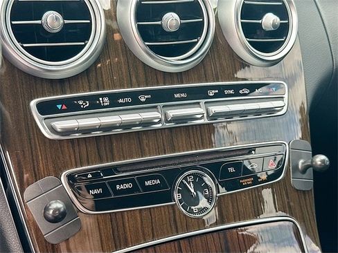 Used 2018 Mercedes-Benz C 300 4MATIC Sedan image 15