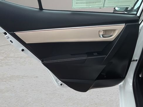 Used 2014 Toyota Corolla LE image 24