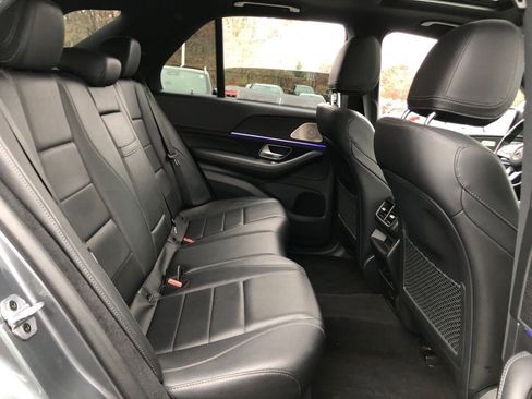 Used 2022 Mercedes-Benz GLE 350 4MATIC w/ Premium Package image 30