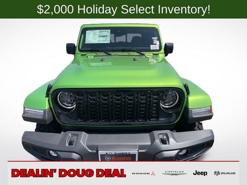 New 2025 Jeep Gladiator Willys image 11