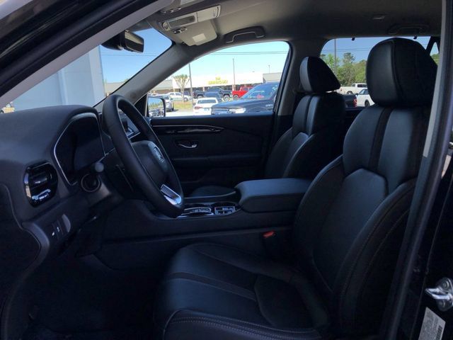 Certified 2025 Honda Pilot EX-L image 9