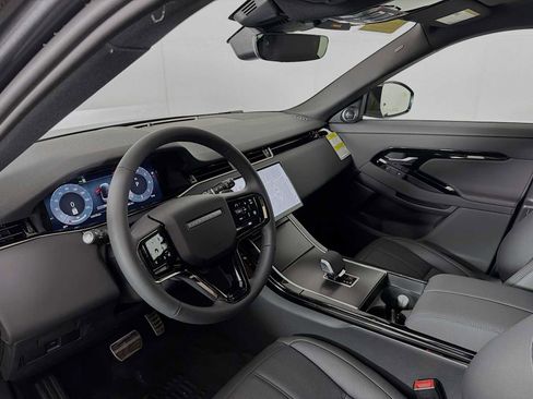 New 2026 Land Rover Range Rover Evoque Dynamic SE AWD/4WD image 9