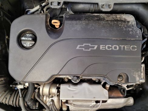 Used 2017 Chevrolet Cruze LT w/ Convenience Package image 30