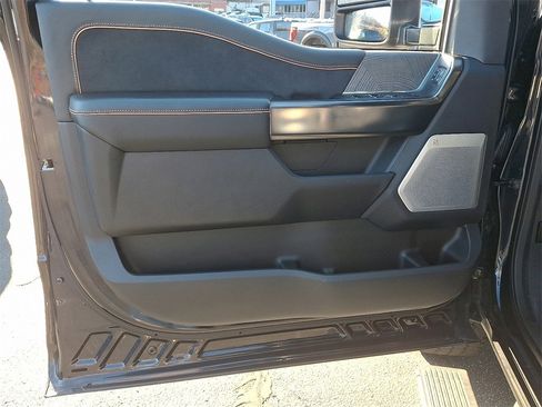 Used 2024 Ford F250 Platinum image 12