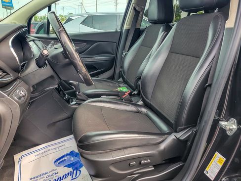 Certified 2018 Buick Encore Preferred image 8