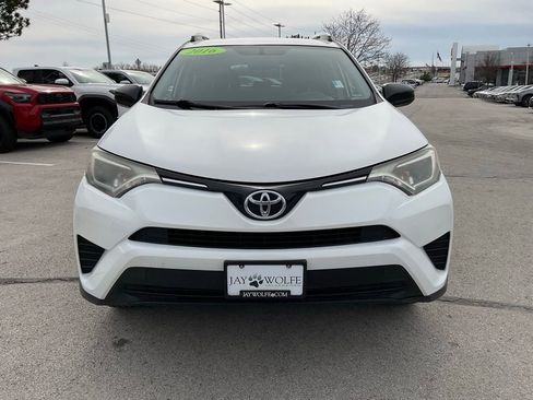 Used 2016 Toyota RAV4 LE image 2