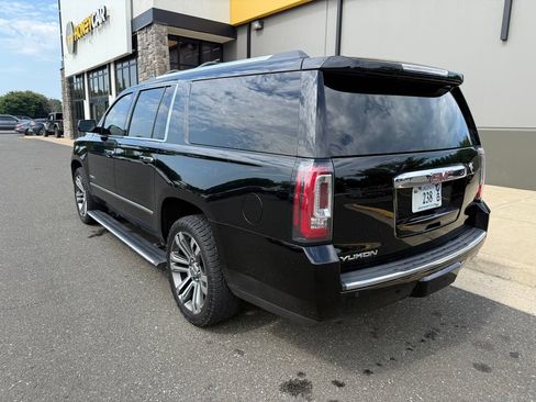 Used 2019 GMC Yukon XL Denali w/ Denali Ultimate Package AWD/4WD image 5