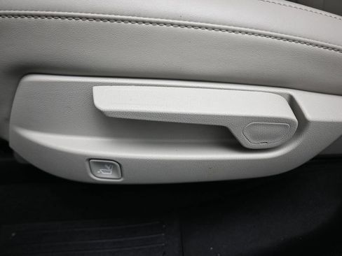 Used 2023 Kia Sorento S FWD image 34