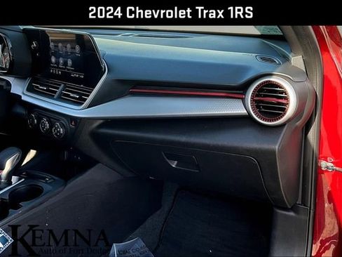 Used 2024 Chevrolet Trax RS w/ Driver Confidence Package image 27