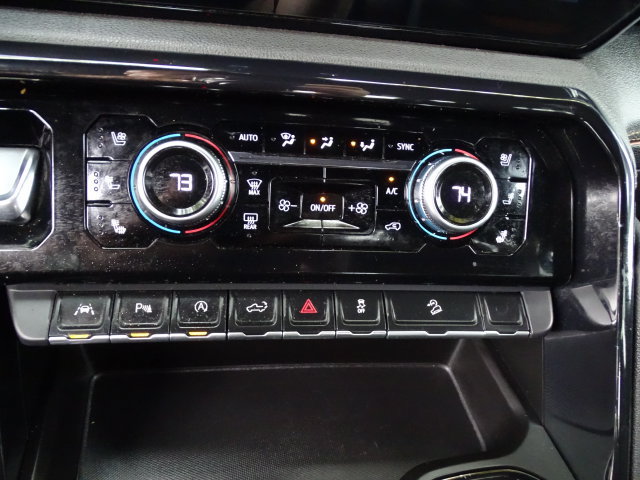 Used 2024 GMC Sierra 1500 AT4 w/ Technology Package AWD/4WD image 13