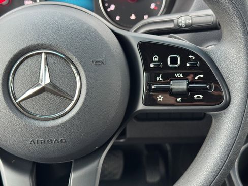 Used 2024 Mercedes-Benz Sprinter 2500 image 21