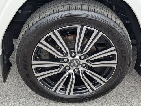 Used 2025 Lexus LX 600 4WD w/ Accessory Package (2T) image 25