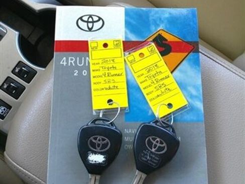 Used 2018 Toyota 4Runner SR5 Premium image 53