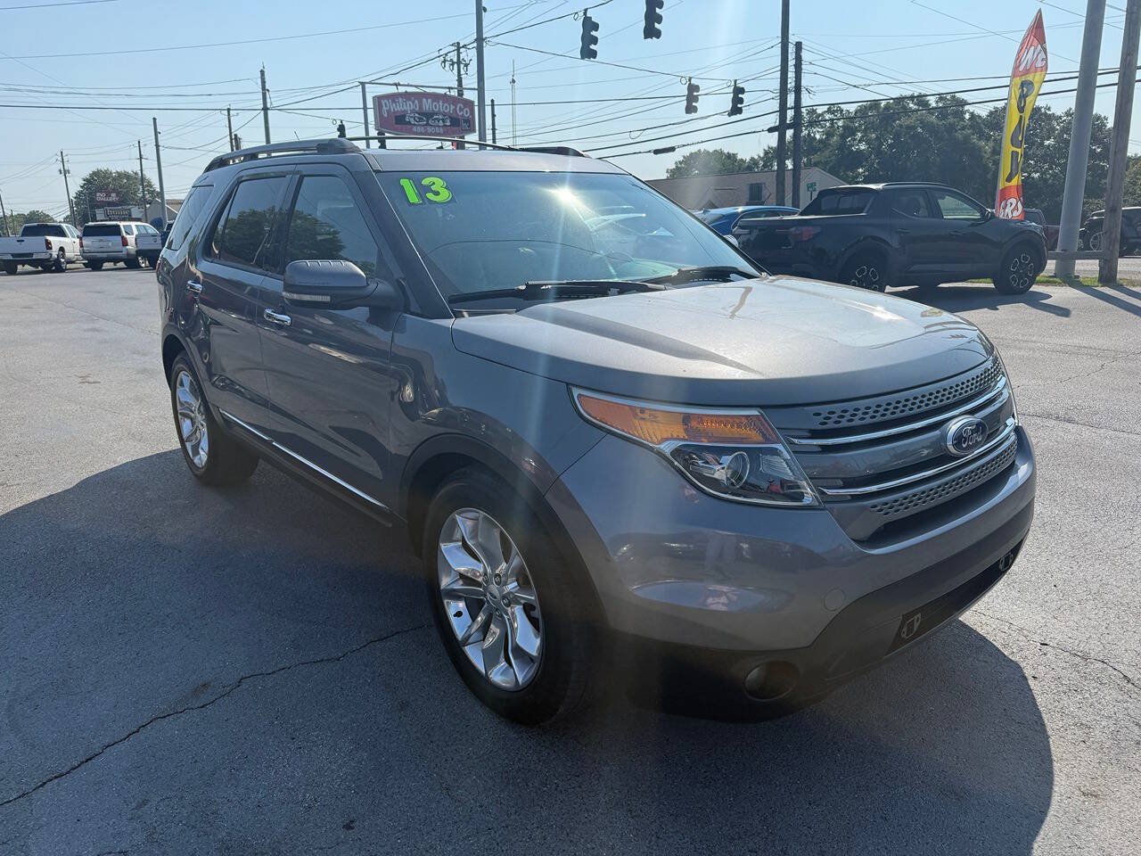 Used 2013 Ford Explorer Limited FWD image 2