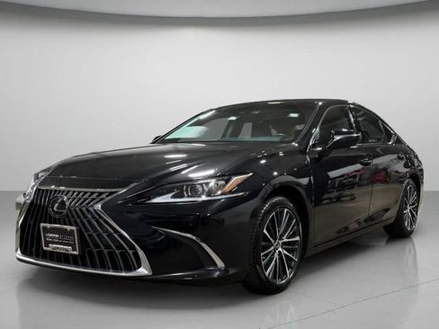 Used 2024 Lexus ES 350 w/ Premium Package FWD image 8