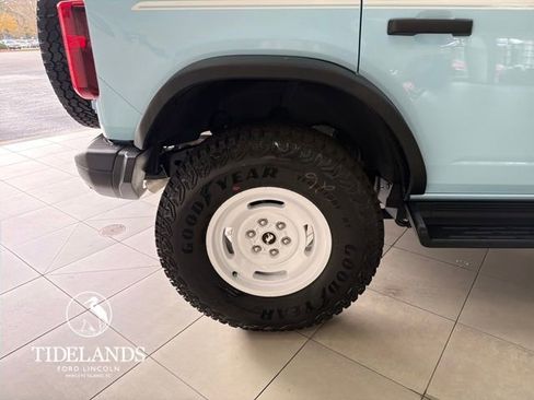 New 2025 Ford Bronco Heritage Edition image 33