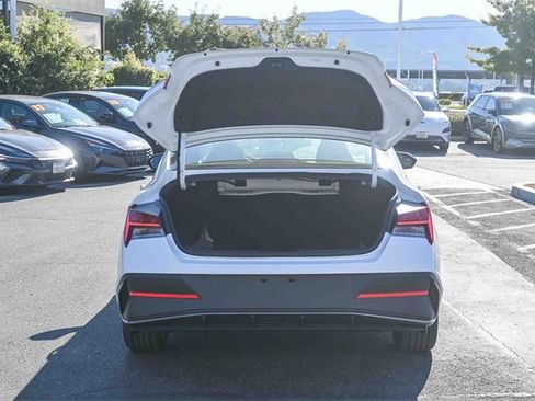 New 2026 Hyundai Elantra Sport image 7