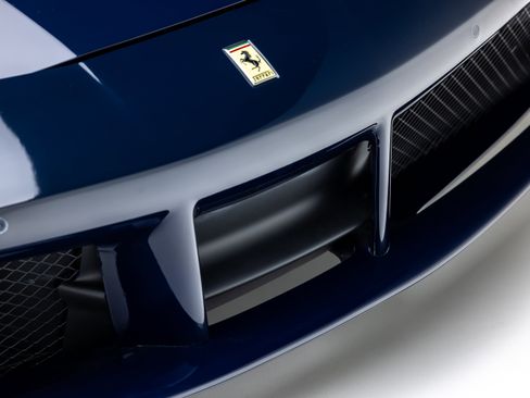 Used 2018 Ferrari 488 Spider RWD image 15