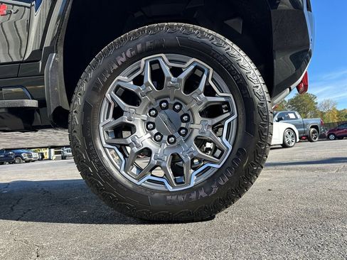 New 2025 GMC Hummer EV 3X w/ Battery Pack, 24 Module Pack image 13