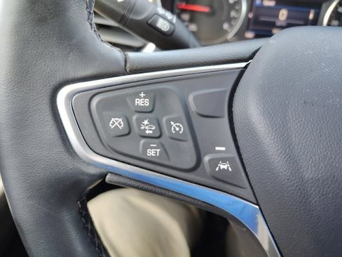 Used 2023 Chevrolet Equinox LT image 24