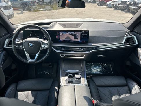 Used 2024 BMW X5 xDrive40i image 40