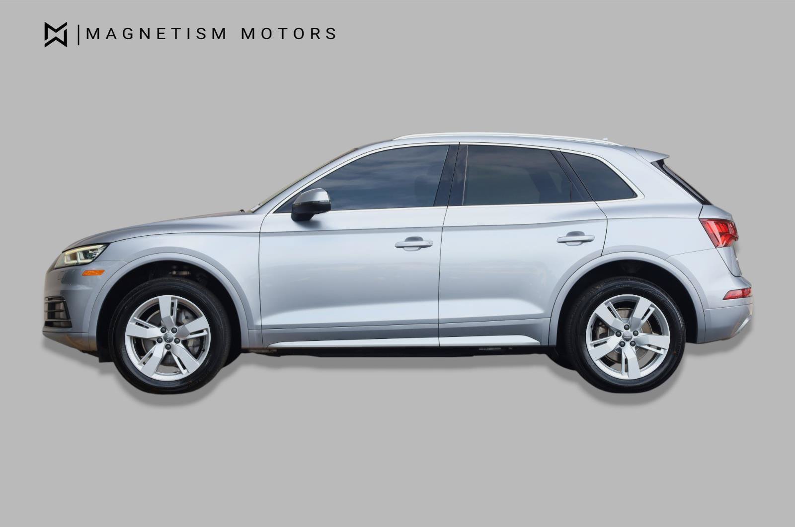 Used 2018 Audi Q5 2.0T Premium Plus w/ Premium Plus Package AWD/4WD image 2