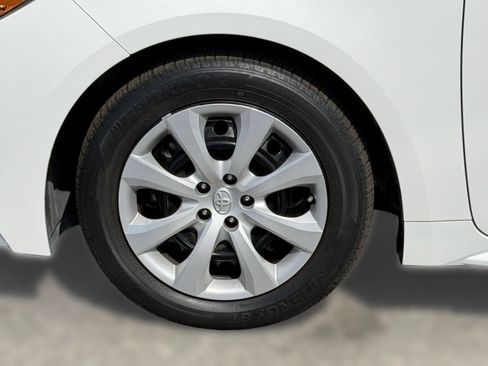 Used 2023 Toyota Corolla LE FWD image 13