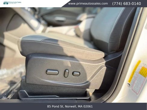Used 2016 Ford Escape SE AWD/4WD image 10