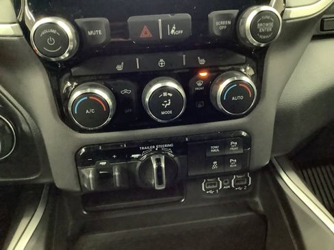 Used 2022 RAM 1500 Big Horn image 23
