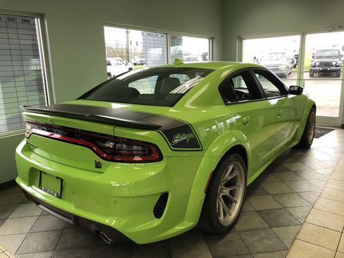 Used 2023 Dodge Charger Scat Pack image 5