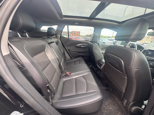 Used 2023 GMC Terrain SLT w/ Tech Package AWD/4WD image 24