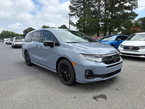 New 2026 Honda Odyssey Sport-L image 4