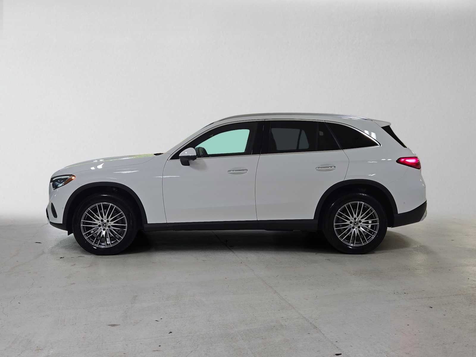 Certified 2026 Mercedes-Benz GLC 300 4MATIC image 10