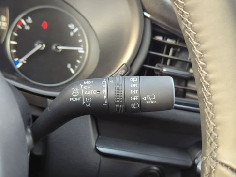 New 2025 MAZDA CX-30 Carbon image 25