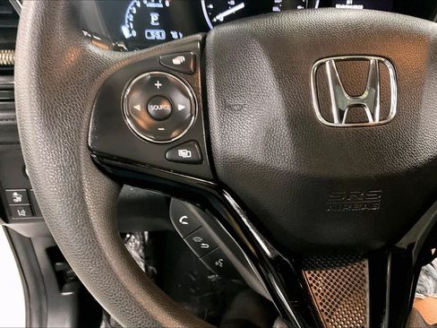 Used 2022 Honda HR-V EX image 21