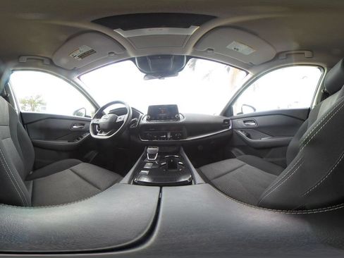 Used 2025 Nissan Rogue SV FWD image 44
