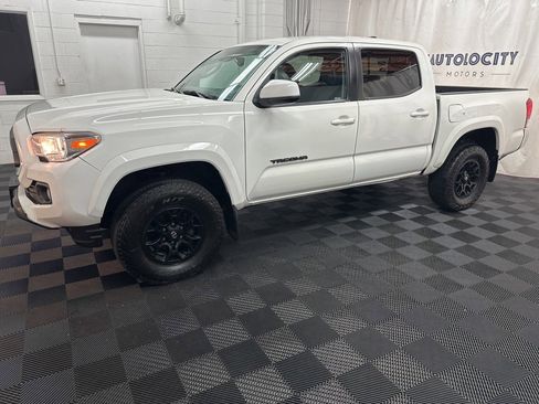 Used 2021 Toyota Tacoma SR5 image 5