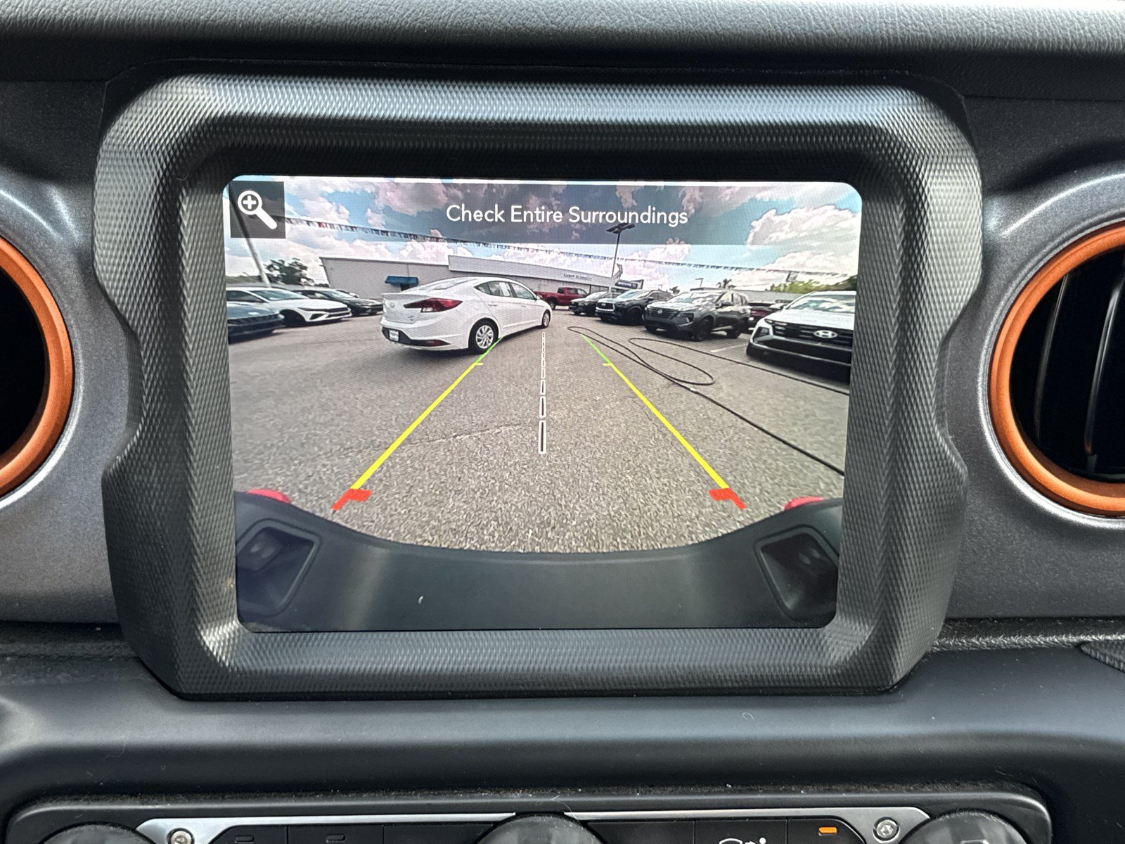 Used 2023 Jeep Gladiator Mojave w/ Cold Weather Group AWD/4WD image 23