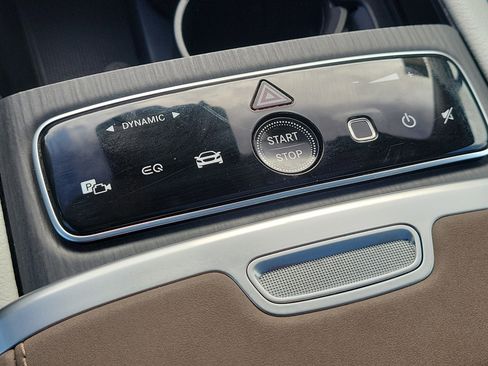 Used 2023 Mercedes-Benz EQS 580 4MATIC SUV image 33