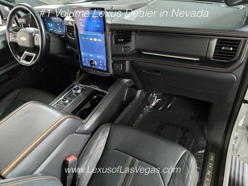 Used 2023 Ford Expedition Platinum AWD/4WD image 24