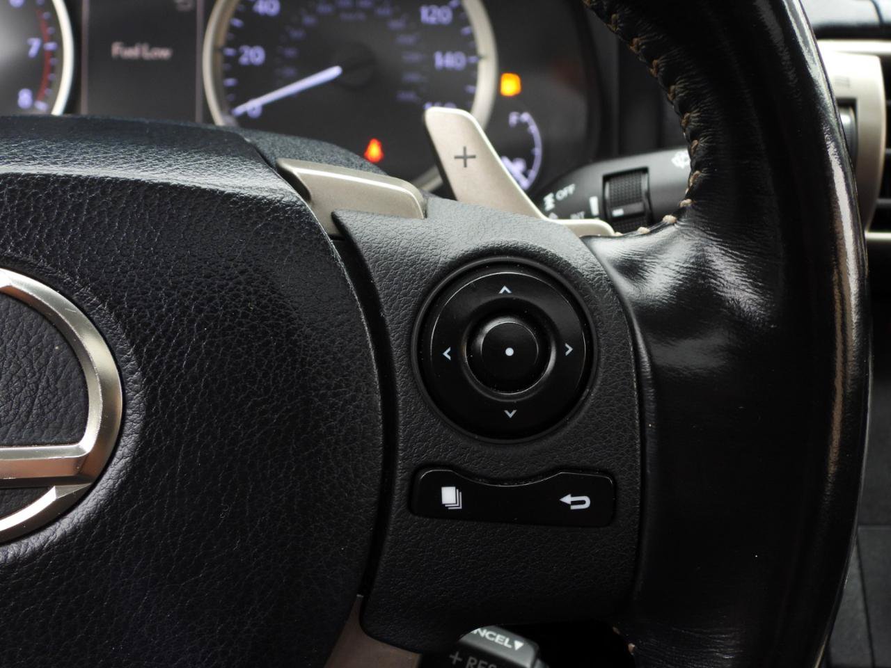 Used 2015 Lexus IS 250 RWD image 68
