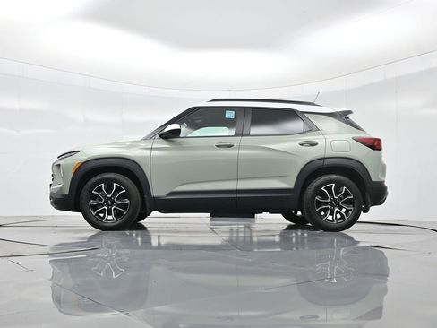 Used 2025 Chevrolet TrailBlazer ACTIV w/ LPO, Trailering Package image 50