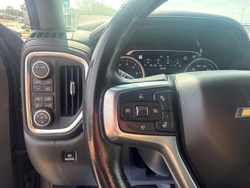 Used 2022 Chevrolet Silverado 1500 LTZ w/ Technology Package AWD/4WD image 22