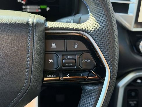 Used 2025 Toyota Tundra Platinum image 10